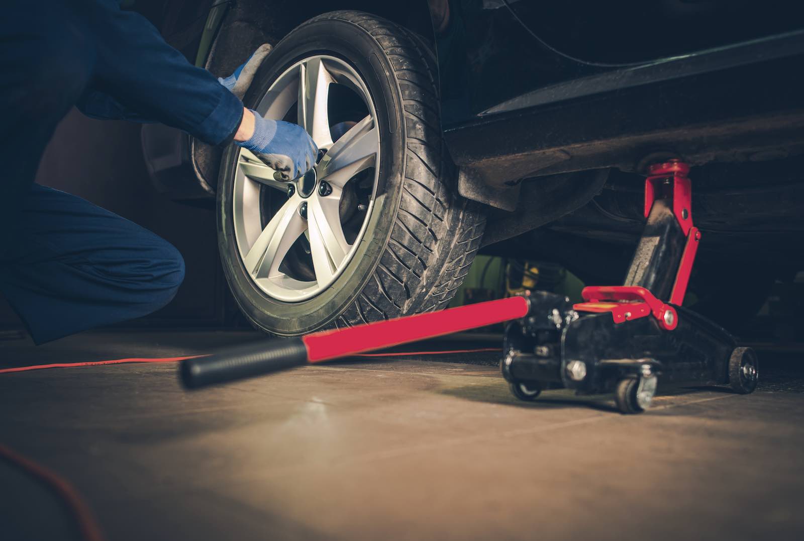 Car Tire Replacement Service