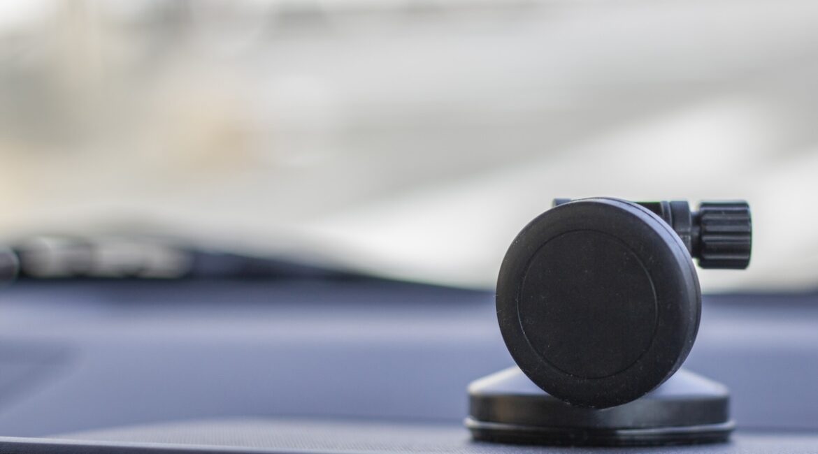 迷ったらコレ!2025年おすすめ車用スマホホルダー徹底比較